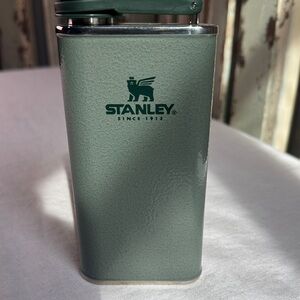 Stanley Classic Green Flask